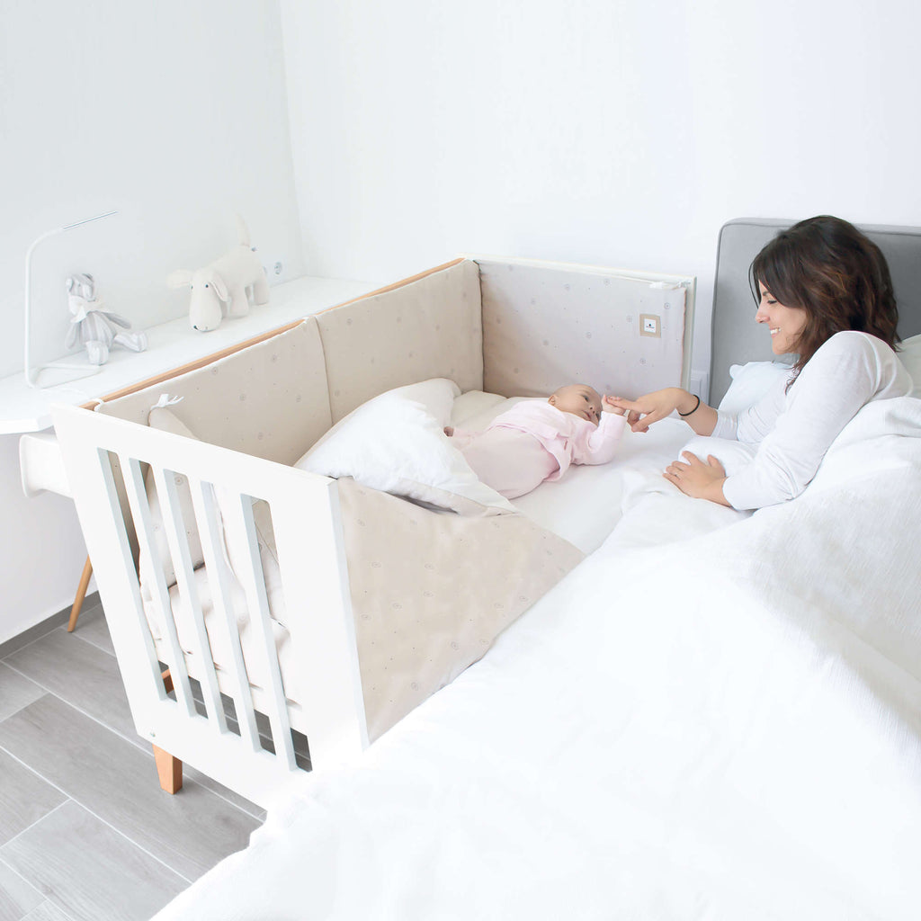 Cuna pegada a la cama para hacer colecho de 120x60