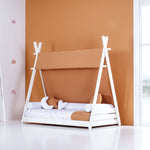 Divertida cama infantil Montessori en forma de cabaña