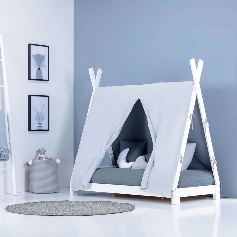 cama tipi montessori en color azul para niños