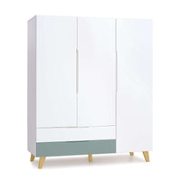 Armario infantil (3 puertas) con patas de madera · Nomad Plus+