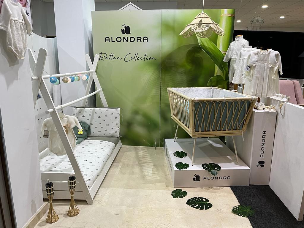 Exposición de productos de Alondra en Elche