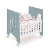Minicuna colecho con ruedas 60x80 cm verde eucalipto · Omni Uno Eucalyptus