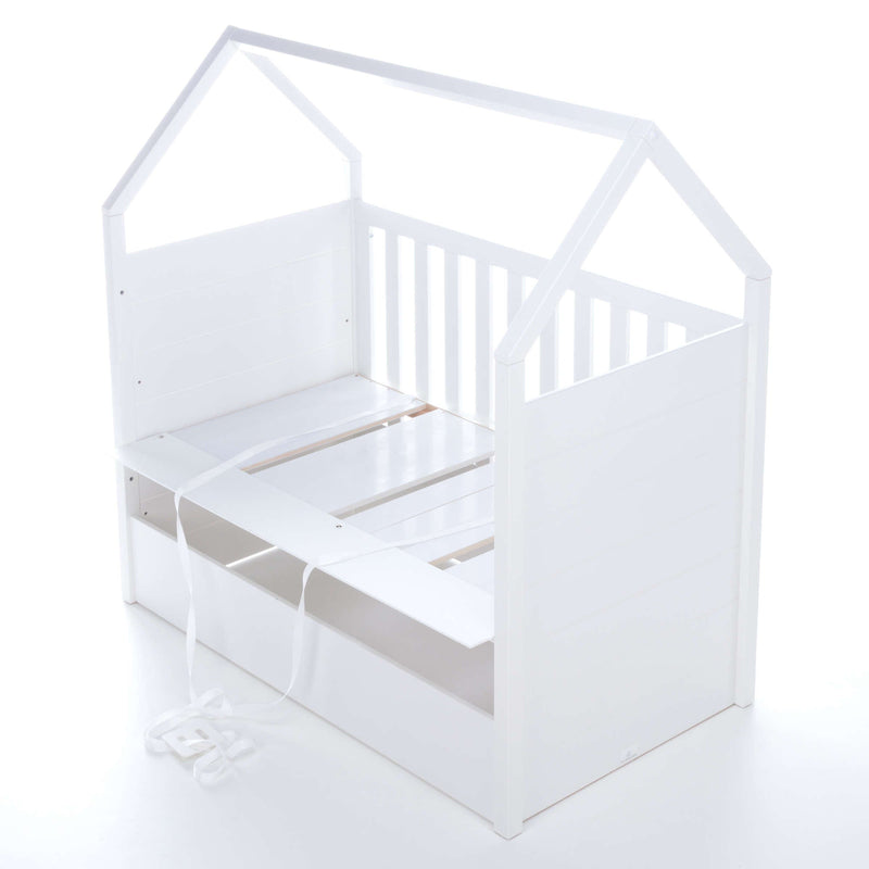 Cuna en forma de cabaña para practicar colecho con el bebé