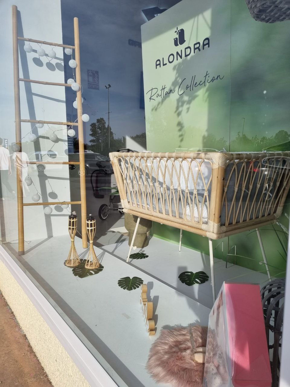 Exposición de ratán de Alondra en El mundo del bebé