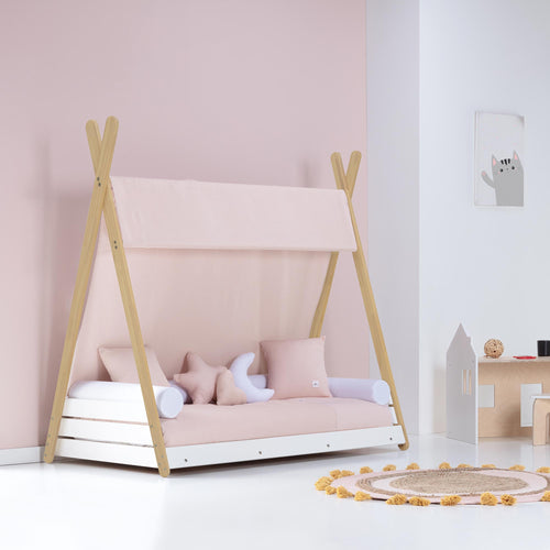 cama montessori con forma de cabaña completa
