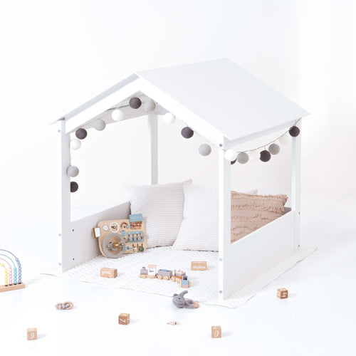 Módulo de madera en forma de casita para habitaciones infantiles de bebé
