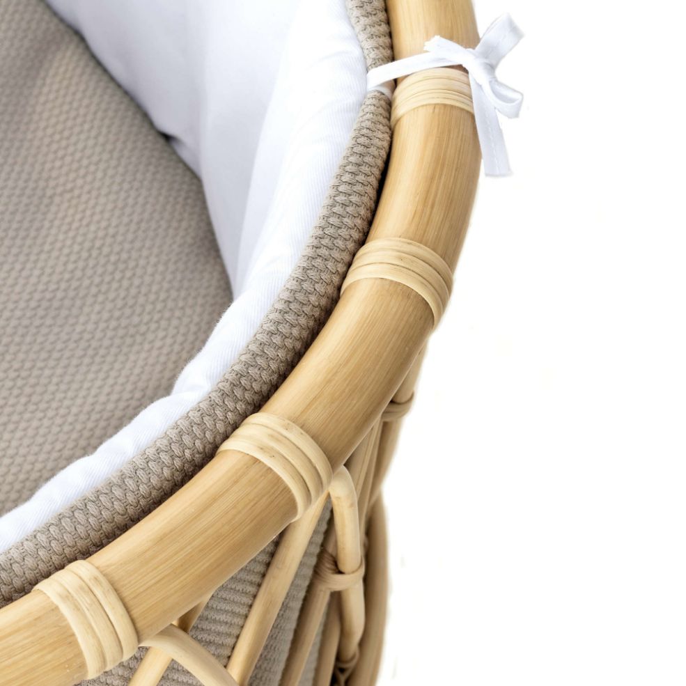 detalle para mini cuna de ratán